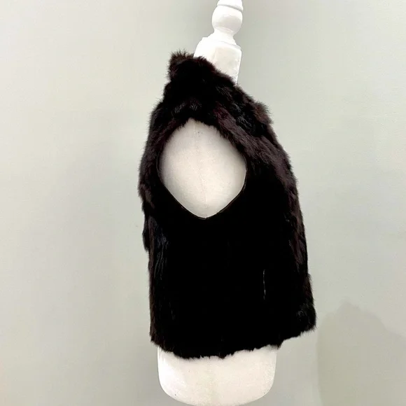 Real Fur Rabbit Vest - Picture 5 of 6